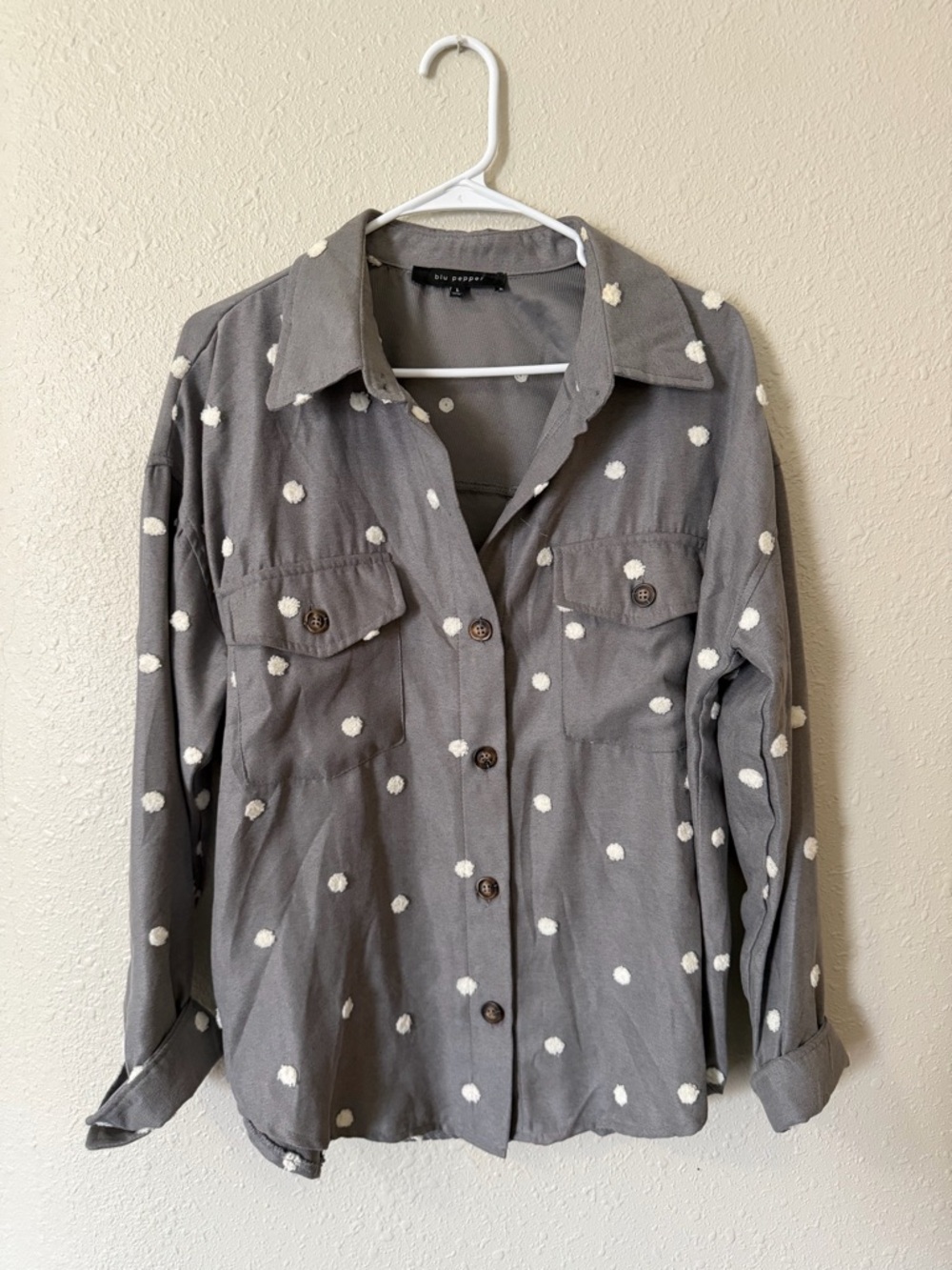 Blu Pepper Gray Button-Down Shirt with White Dot Accents